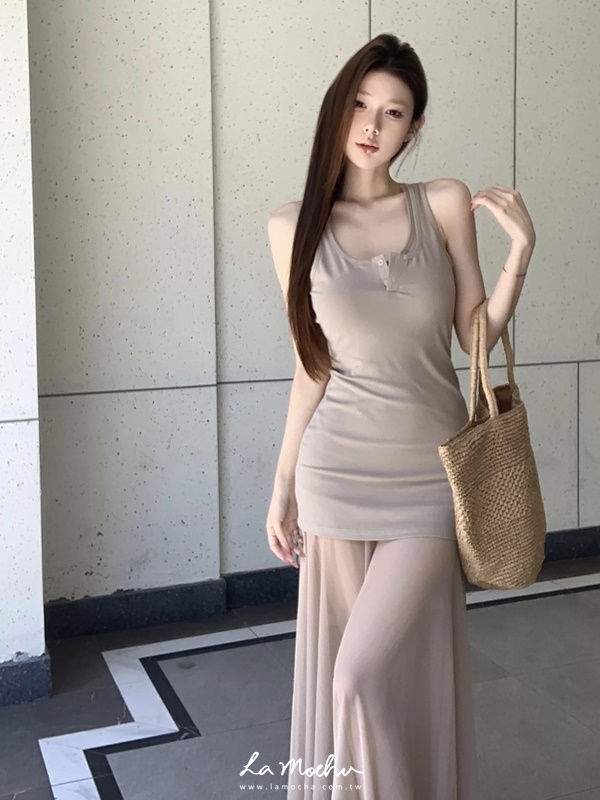 U領棉背心+透紗洋裝套裝(闆娘.花花清單)